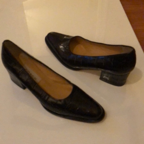 COACH shoes - Picture 3 of 8